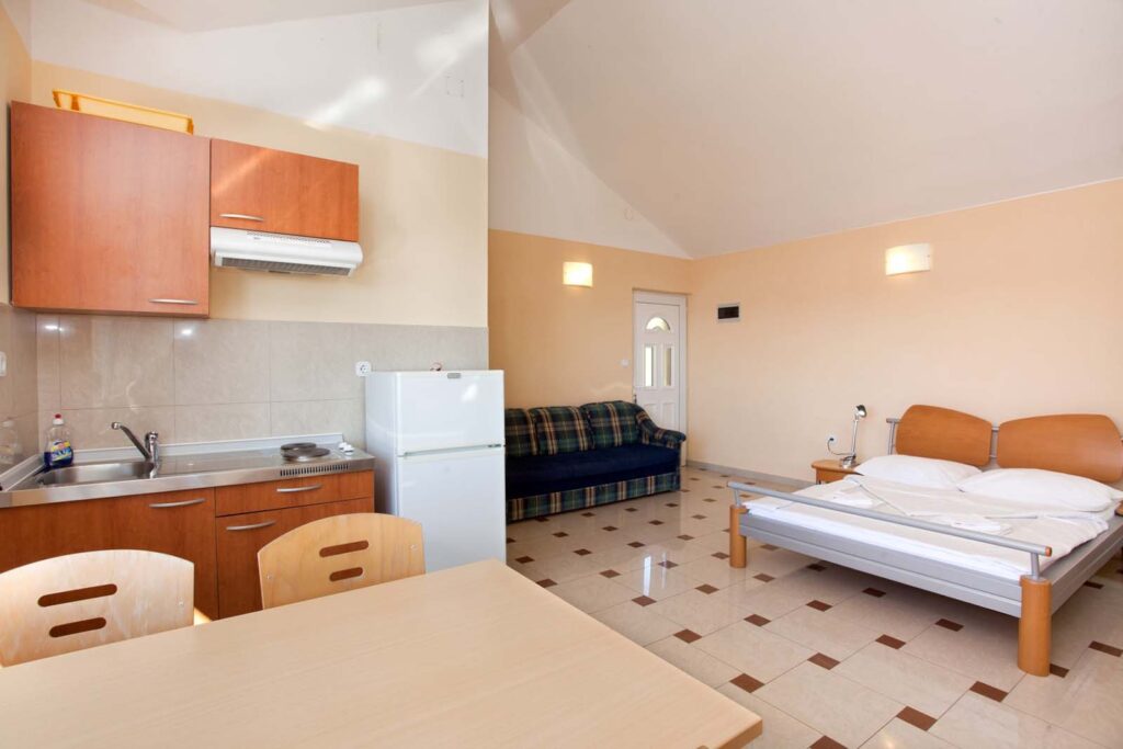 Blue-Houe_Studio-ap_3-Large