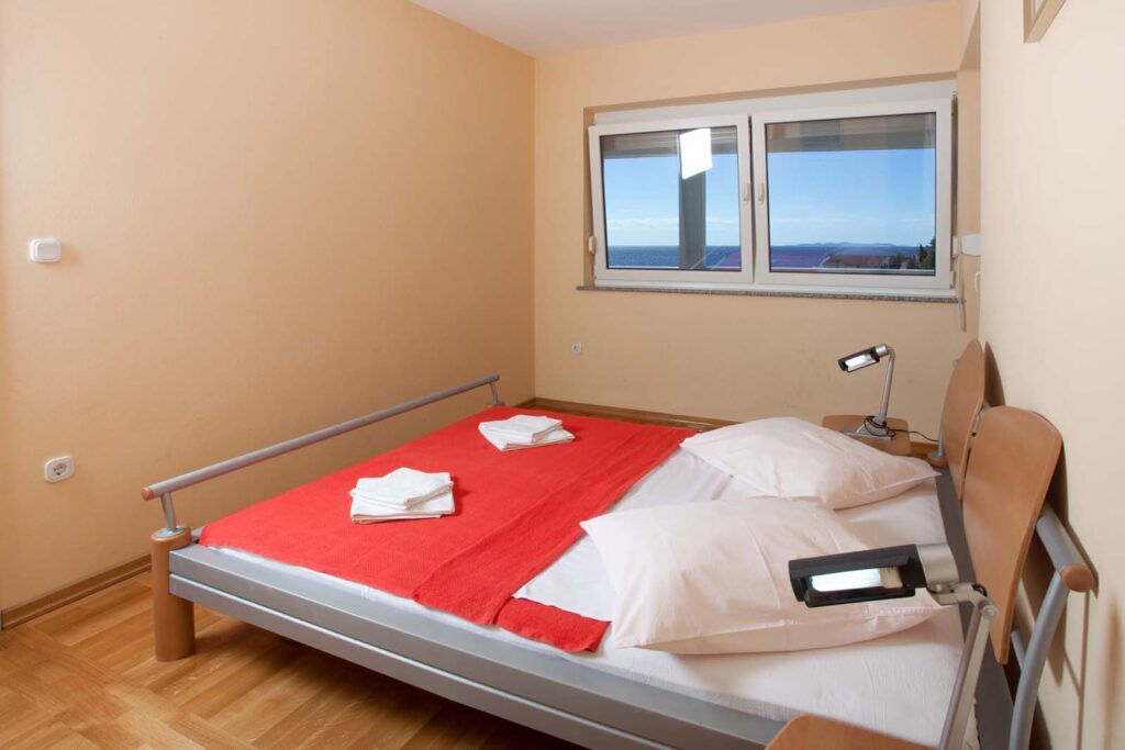 Blue-House_Ap-07-room-Large